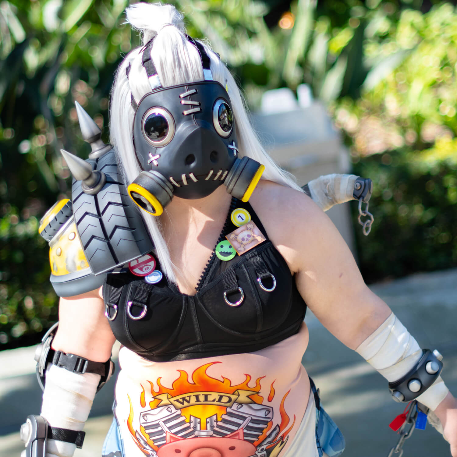 Roadhog Cosplay | Prop & Cosplay Portfolio | Spoon Makes